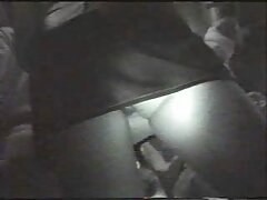 Blonde sexe français streaming aux gros seins enfouit les doigts dans sa propre chatte accueillante