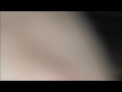 La pêche rasée de la brunette colleen mérite de tendres video lesbienne xxl stimulations