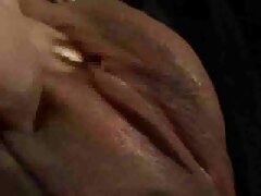Une vieille video prono gratui femme avec beaucoup d'expérience dans le porno se fait défoncer par un jeune