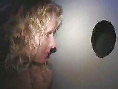 Doux nerd avec des courbes sexy abandonne vidéo poreno son trou du cul