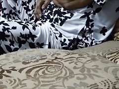 Gina Devine vidéo porno gratuit est un ange hardcore en bas blancs