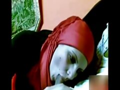 Brave viol video xxx chick baisée dans la chatte rasée par une bite extrêmement dure
