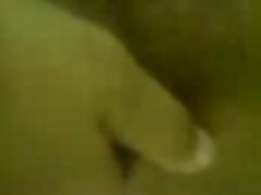 Fille de dix-neuf ans veut sentir un gros tournevis video x femme forte dans sa chatte d'ado