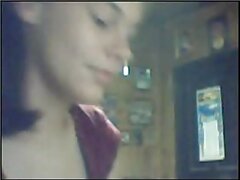 Une black qui video sexe en streaming adore se faire baiser est nue sur le lit