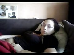 Poussin oriental baisée par son petit ami dans une douce vidéo porno video sexy gratuit