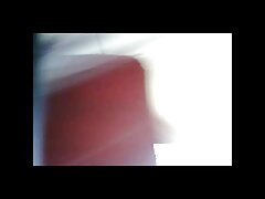 Une nana noire aux seins rebondissants video cuni gratuit se fait baiser sur le canapé
