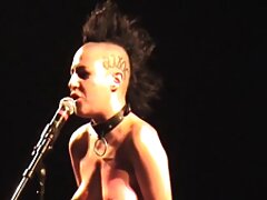Fucker et clip porno gratuit deux dames impeccables baisent comme la dernière fois