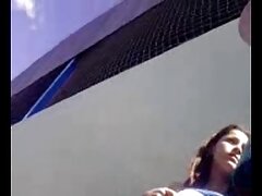 Olivia Wilder, poussin au cul serré, chevauche une grosse bite video x prono