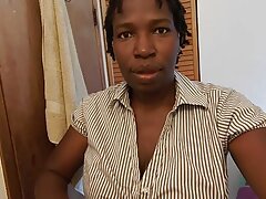 Le petit ami n'a jamais vu une fille noire vidéos x pornos s'amuser aussi gentiment