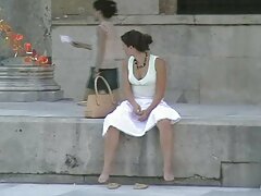 Jeune brune se fait pénétrer video la cochonne sauvagement dans la cuisine