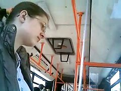 MILF reçoit une grosse bite vidéo amateur érotique au fond de sa chatte