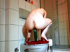 La maîtresse tukif video xxl blonde sexy se fait ligoter, bâillonner et baiser !
