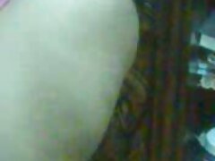 India courtes vidéos porno Summer et l'écolière Misti Dawn sucent sa bite ensemble