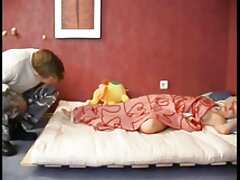 Bombasse blonde Cherry Kiss a des relations sexuelles anales avec M. BigFatDick video pprno gratuit