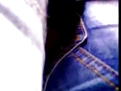 Dick video amateur gratuit streaming sucer BBW salope s'assoit sur la bite et monte