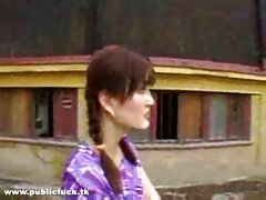 Une ado perverse se fait pilonner par un autre homme pendant que son petit ami regarde video gratuite sexe